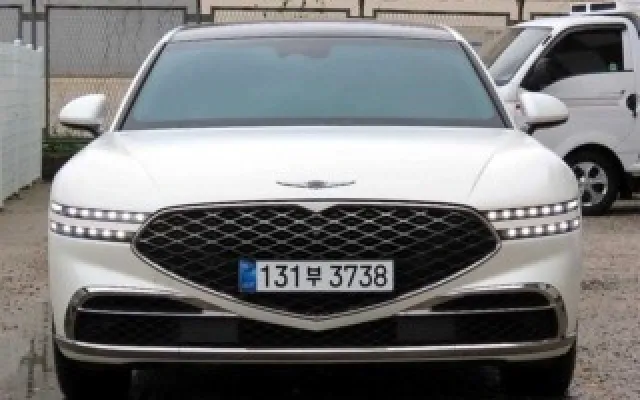 인천허위매물없는중고차사이트 G90(RS4) 3.5T GDI e-S/C LWB AWD 매물 사진 9 - 2022/07 48,161km